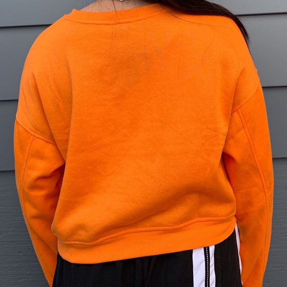 Orange Crop Top - Picture 4 of 4